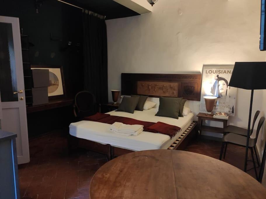 Lovely Portion Of Property Near Piazza Santo Spirito Florence Exterior photo